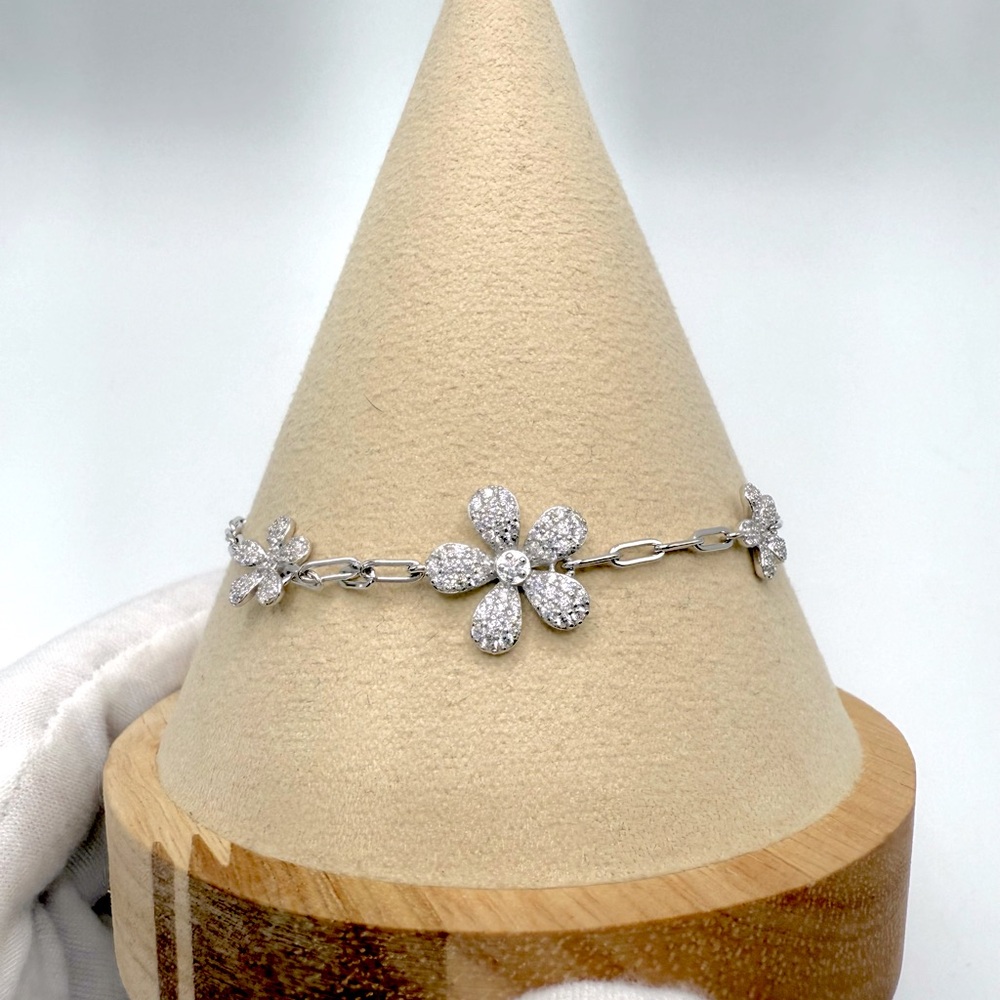 7” .925 Sterling Silver Cz Flower Design Bracelet